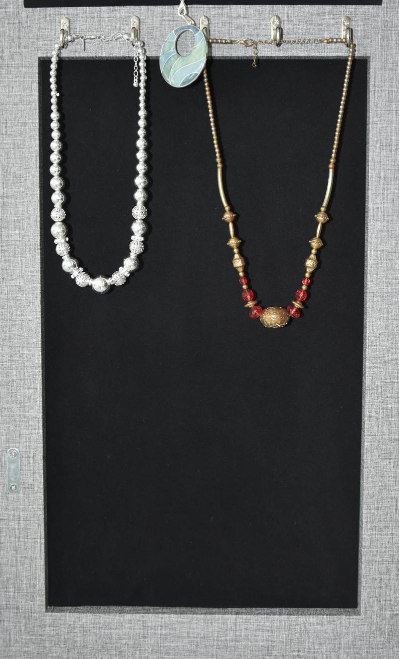 Glamour Mirror Jewelry Cabinet with LED Lights