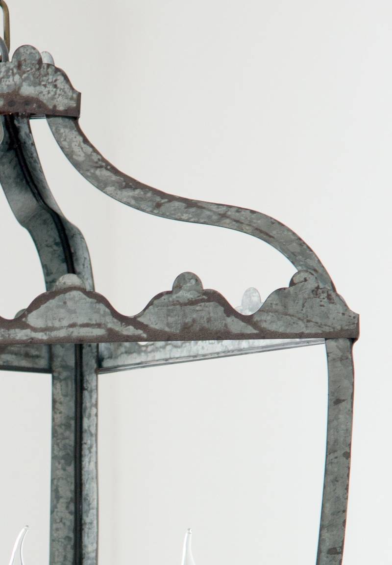 Stylish Adjustable Metal Chandelier for Any Space