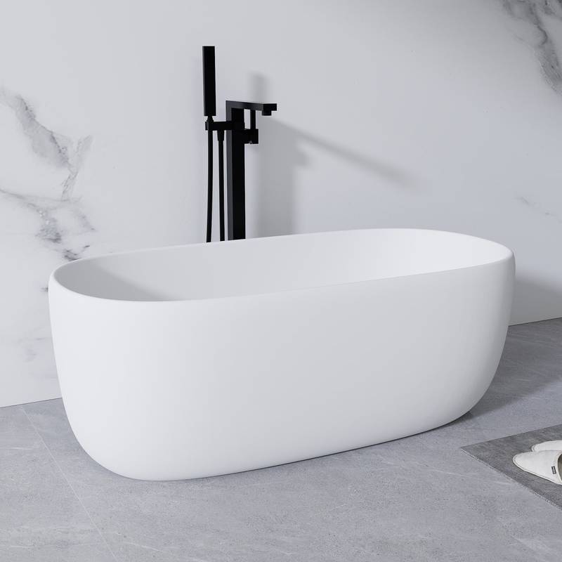 Modern Soaking Bathtub in White