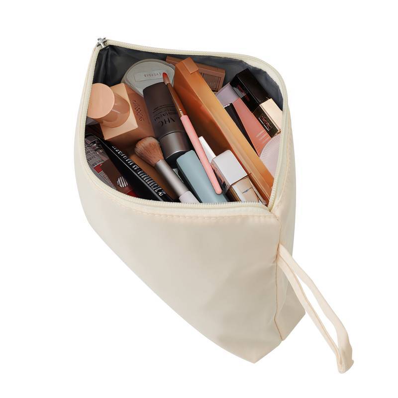 Chic Travel Trio: Lightweight Cream Carry-On Luggage Set