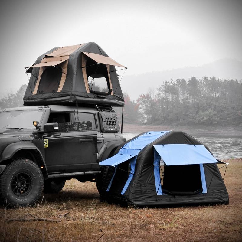 Adventure Awaits: Foldable Amphibious Rooftop Tent for Glamping