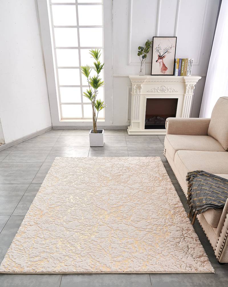 Gilded Chinchilla Luxe Faux Fur Rug