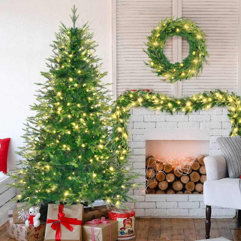 Lively Aspen Fir Christmas Tree with Wreath & Garland