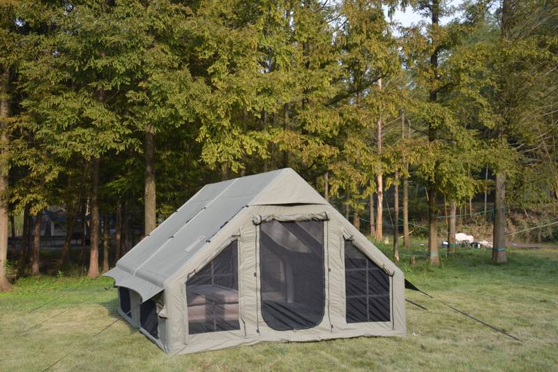 Cozy Cabin Inflatable Tent - Easy Setup & Weather-Resistant Camping Companion