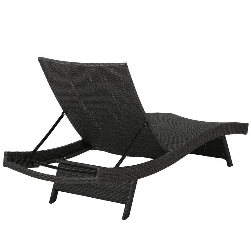Salem Wicker Chaise Lounge Duo