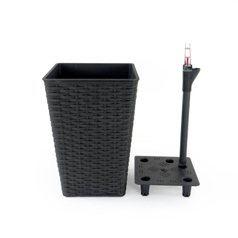 Smart Wicker Planter Duo - Self-Watering for Your Home and Garden