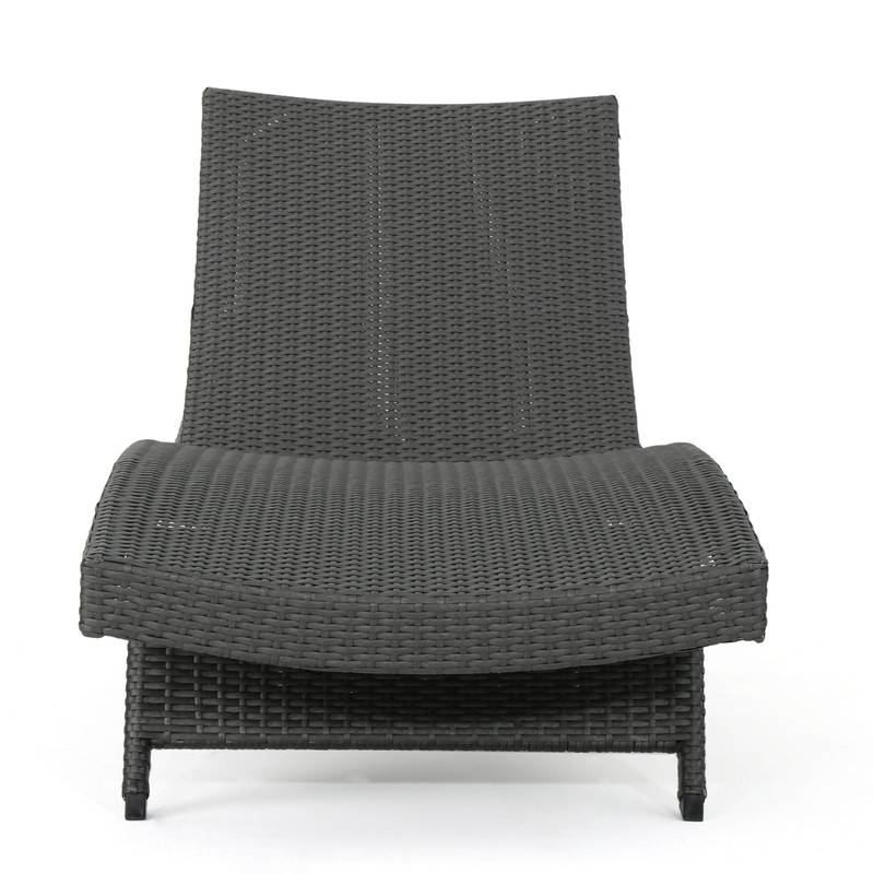 Salem Wicker Chaise Lounge Duo