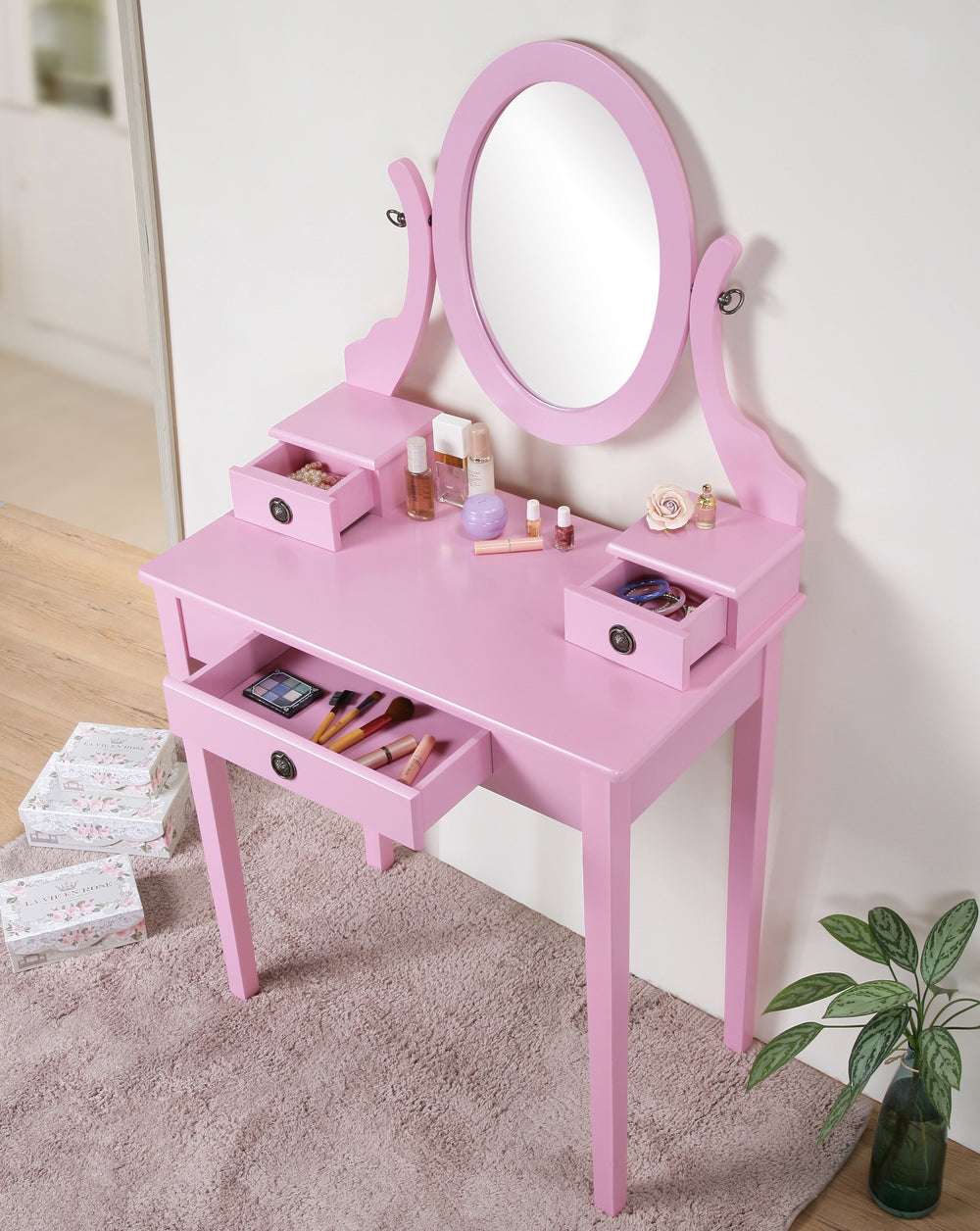 Pretty in Pink Vanity Set