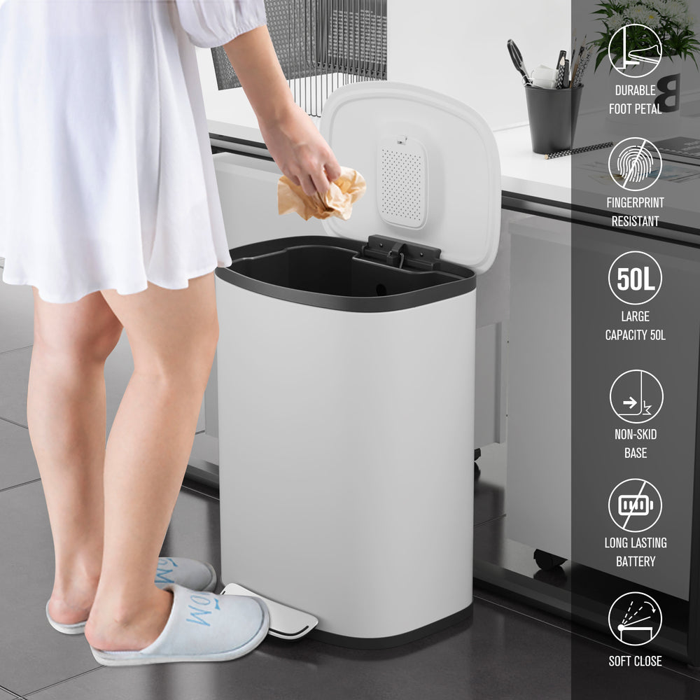 Smart Close Stainless Steel Kitchen Trash Can with Bags