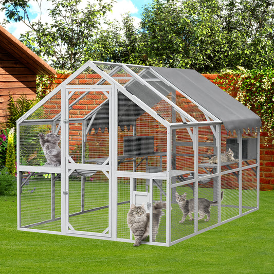 Cozy Outdoor Cat Oasis with Waterproof Roof