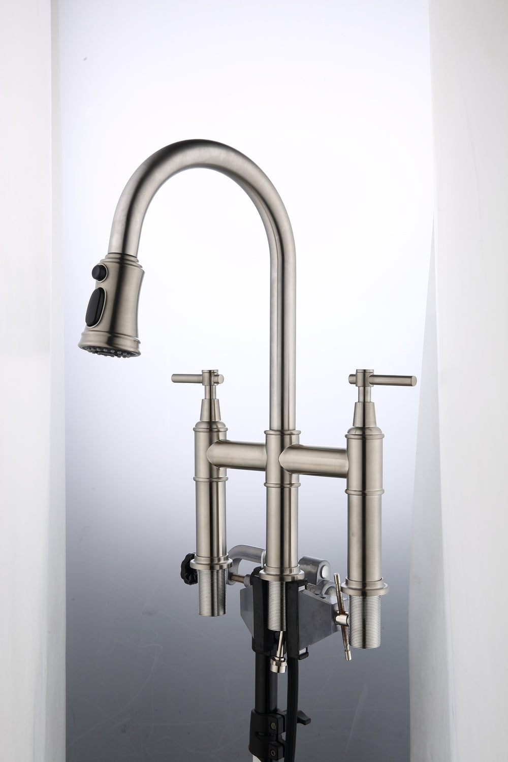 Spotless Pull-Down Kitchen Faucet