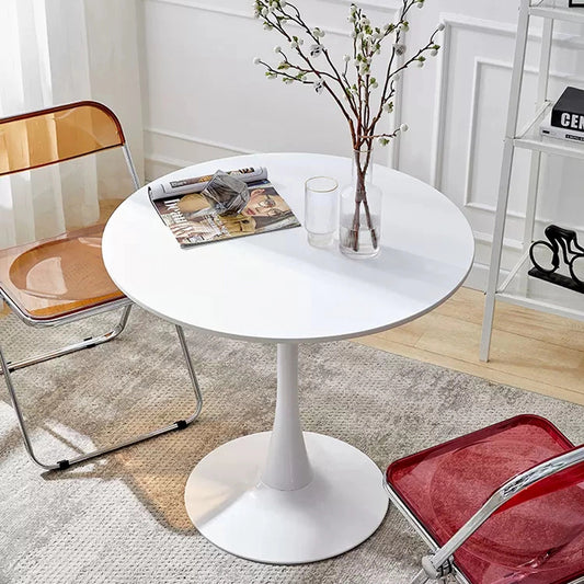 Chic Tulip Round Dining Table