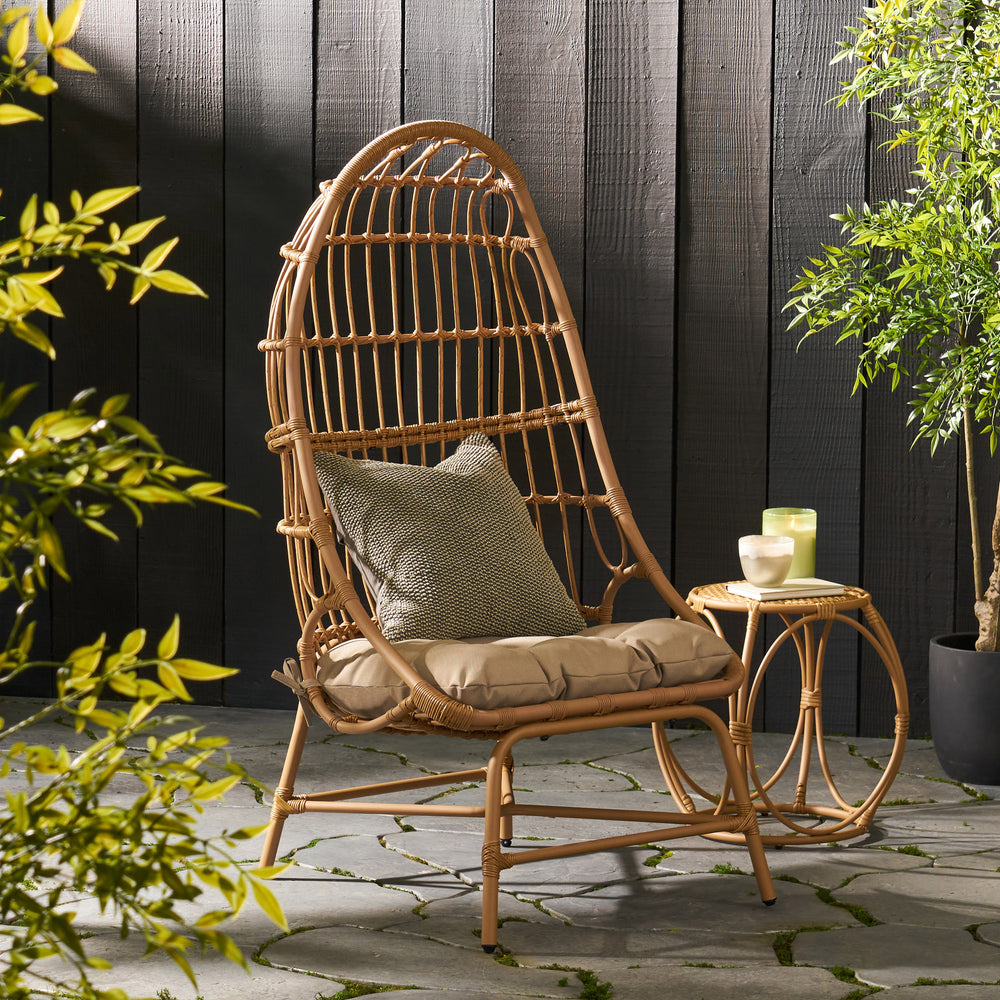 Cocoon Lounge Chair