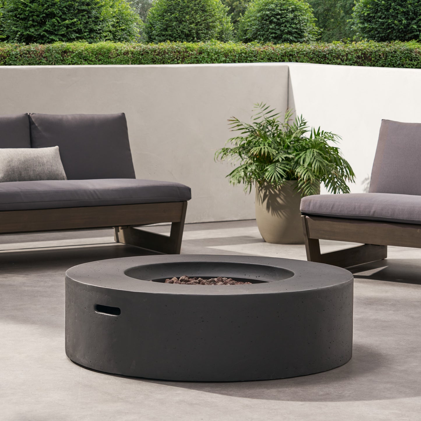 Cozy Outdoor Round Fire Pit in Dark Gray