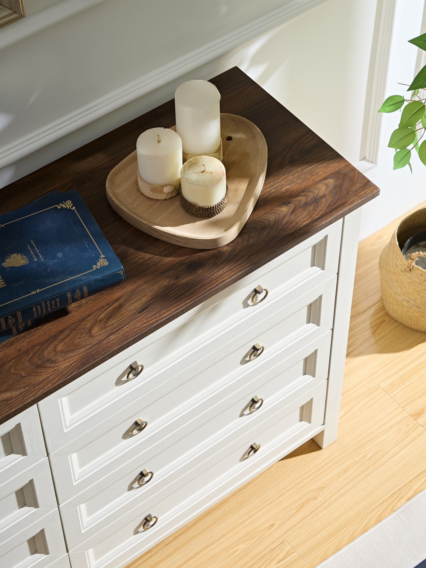 Rustic Farmhouse Tall Dresser with 8 Drawers