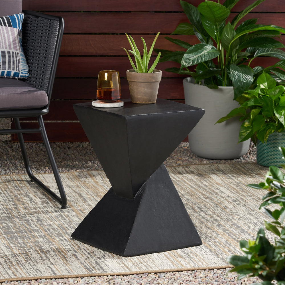 Chic Tess Side Table