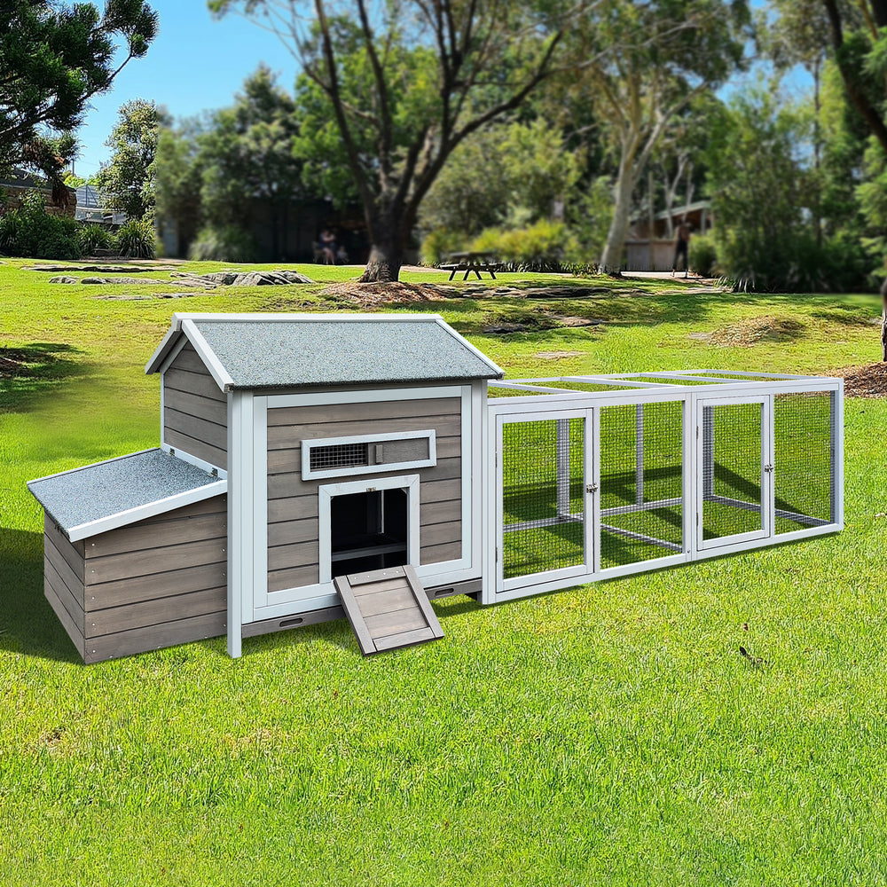 Cozy Coop: Deluxe Outdoor Hen House with Nesting Box & Easy Clean Tray