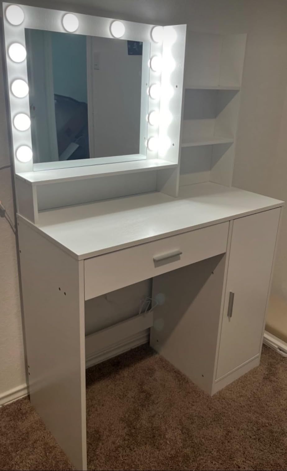 Glamour Glow Vanity Table