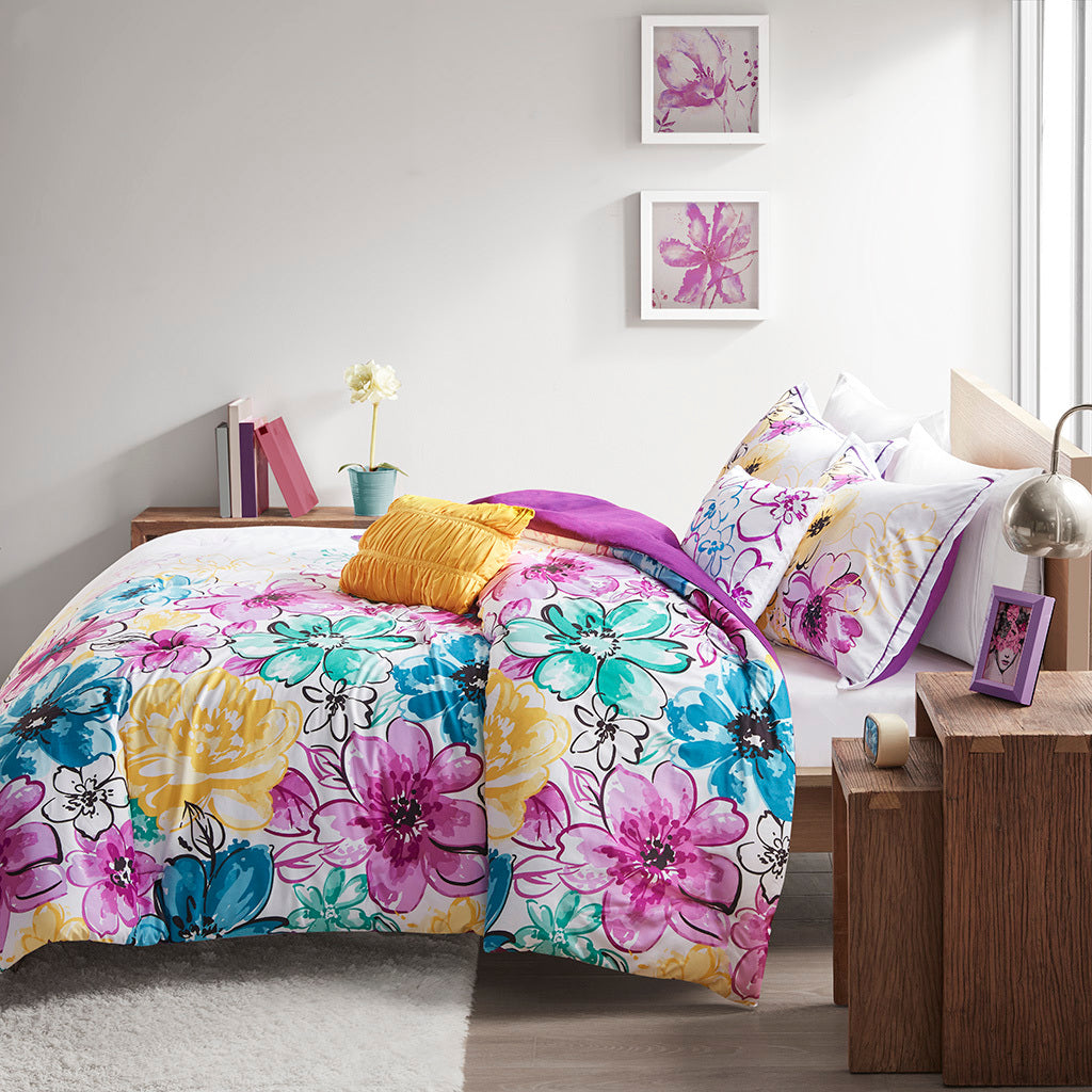 Blooming Dreams Comforter Set