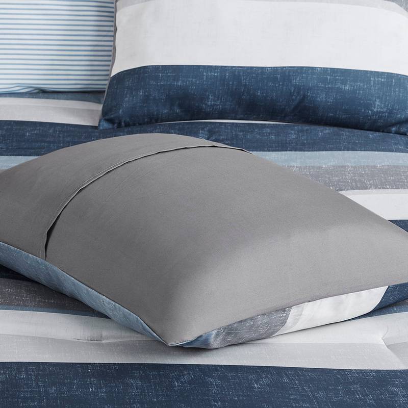 Cozy Comforter & Sheet Set