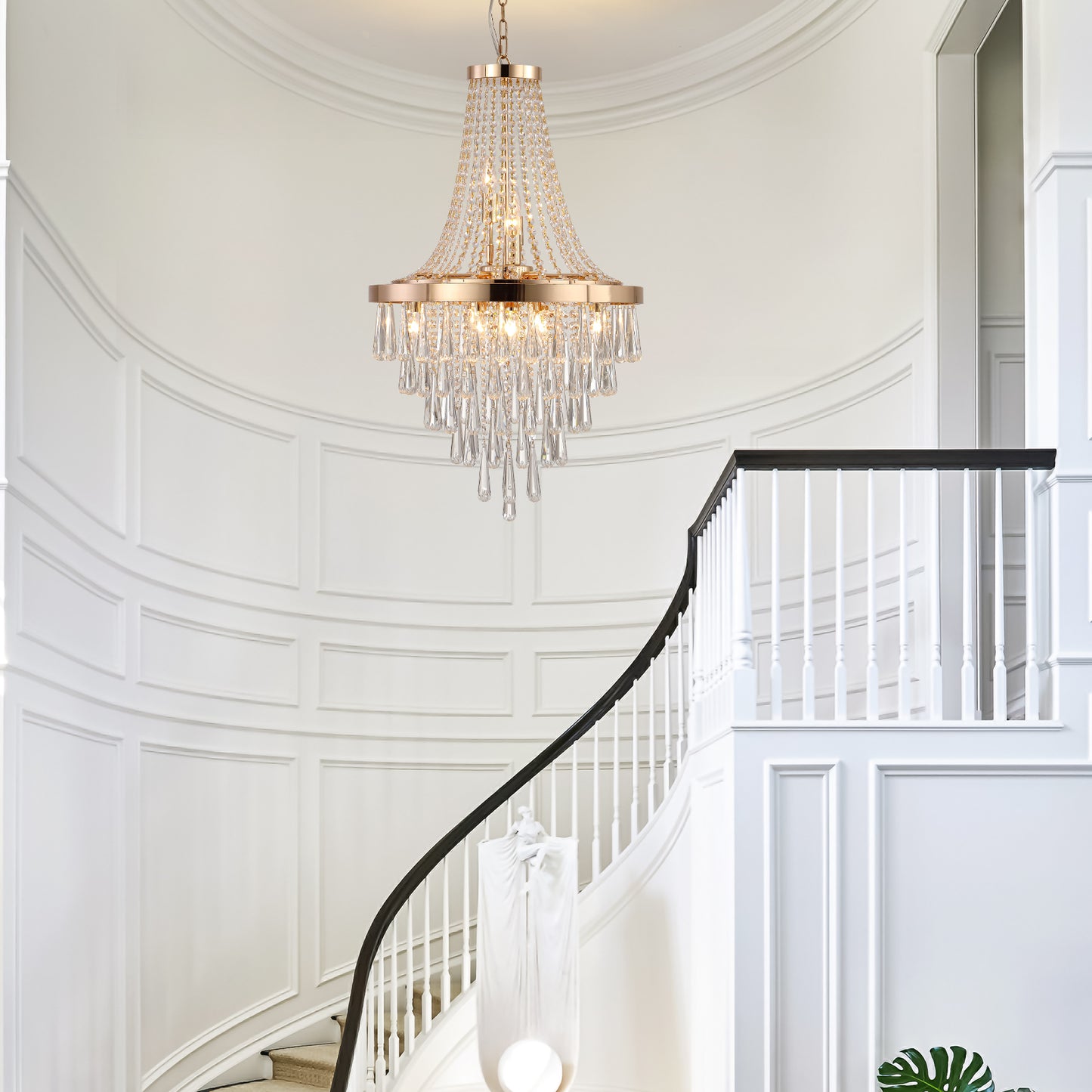 Gleaming Gold Crystal Chandelier – Luxe Lighting for Every Space