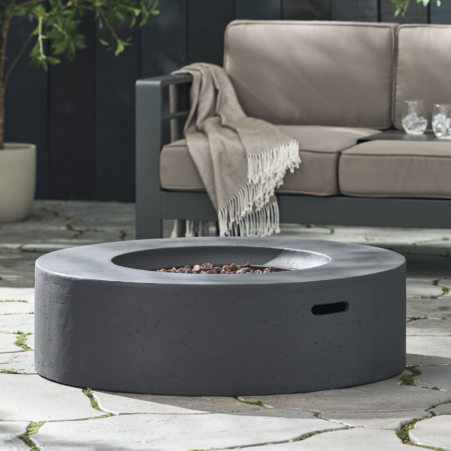 Cozy Outdoor Round Fire Pit in Dark Gray