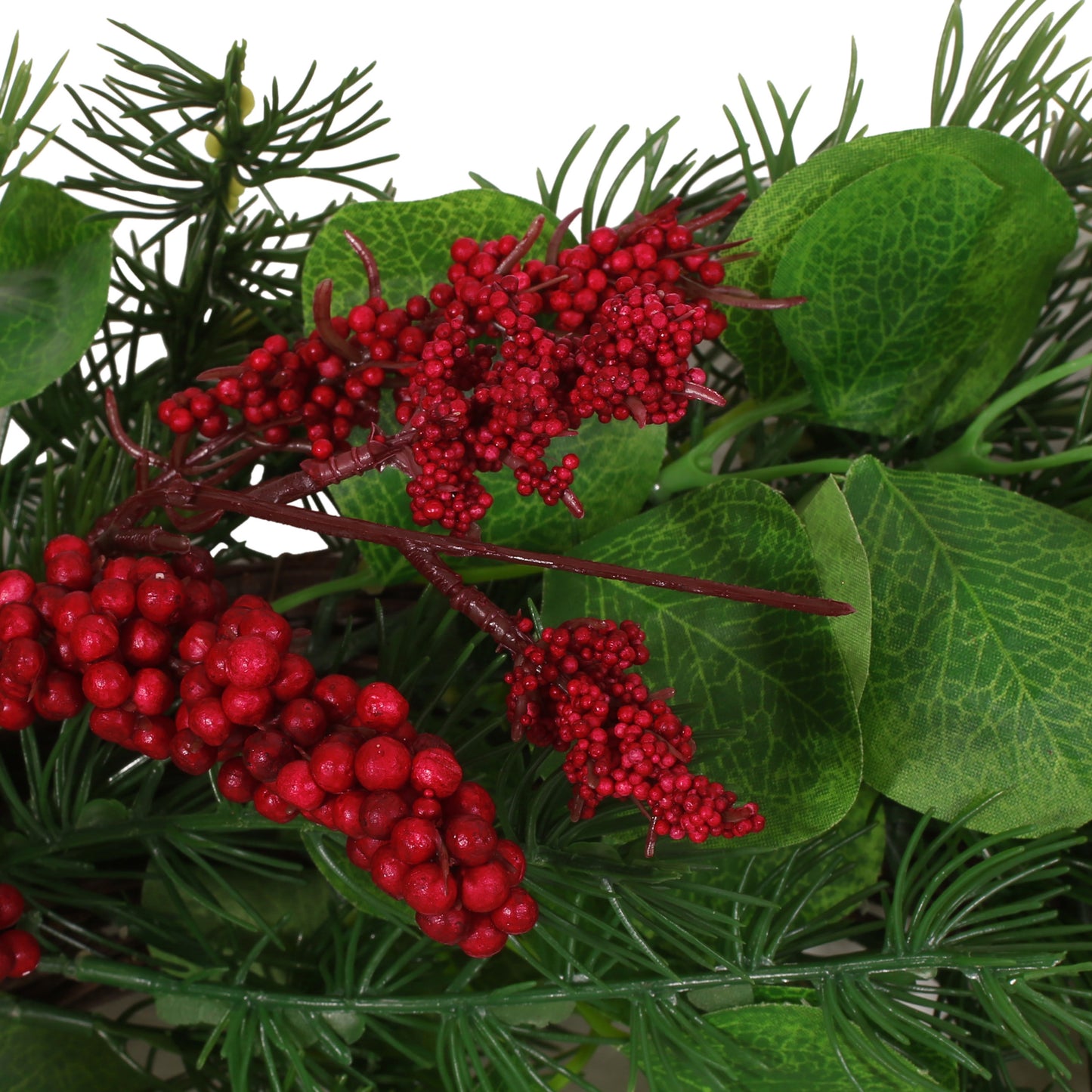 Berry & Leaf Wreath Delight