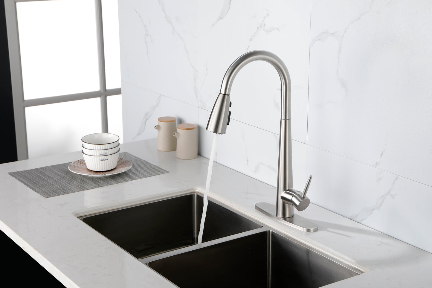 Sleek Brushed Nickel Kitchen Faucet with Pull-Down Sprayer