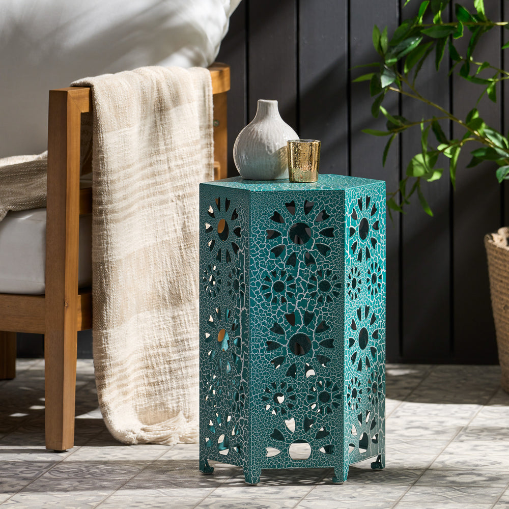 Eliana Chic Side Table