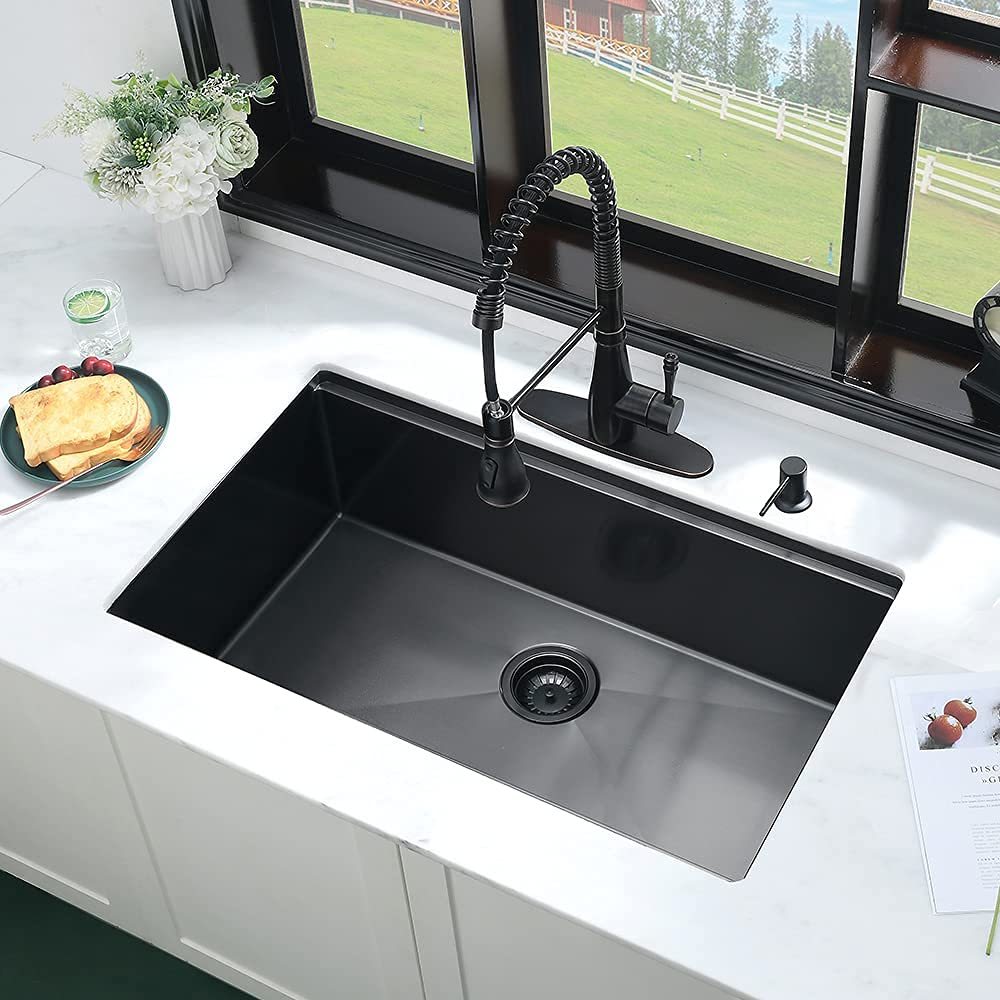 Sleek Undermount Kitchen Sink with Essential Accessories