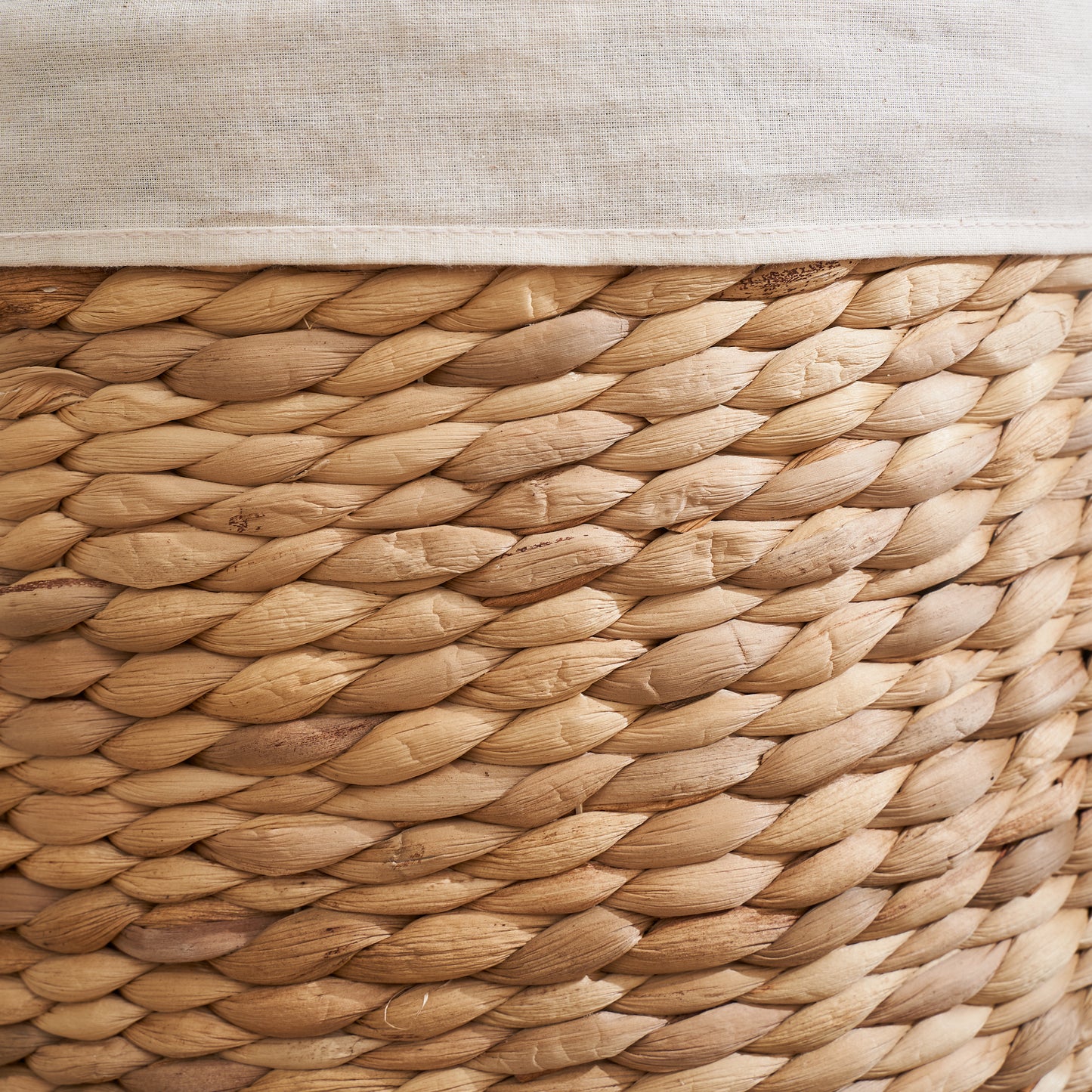 Chic Woven Laundry Basket with Lid