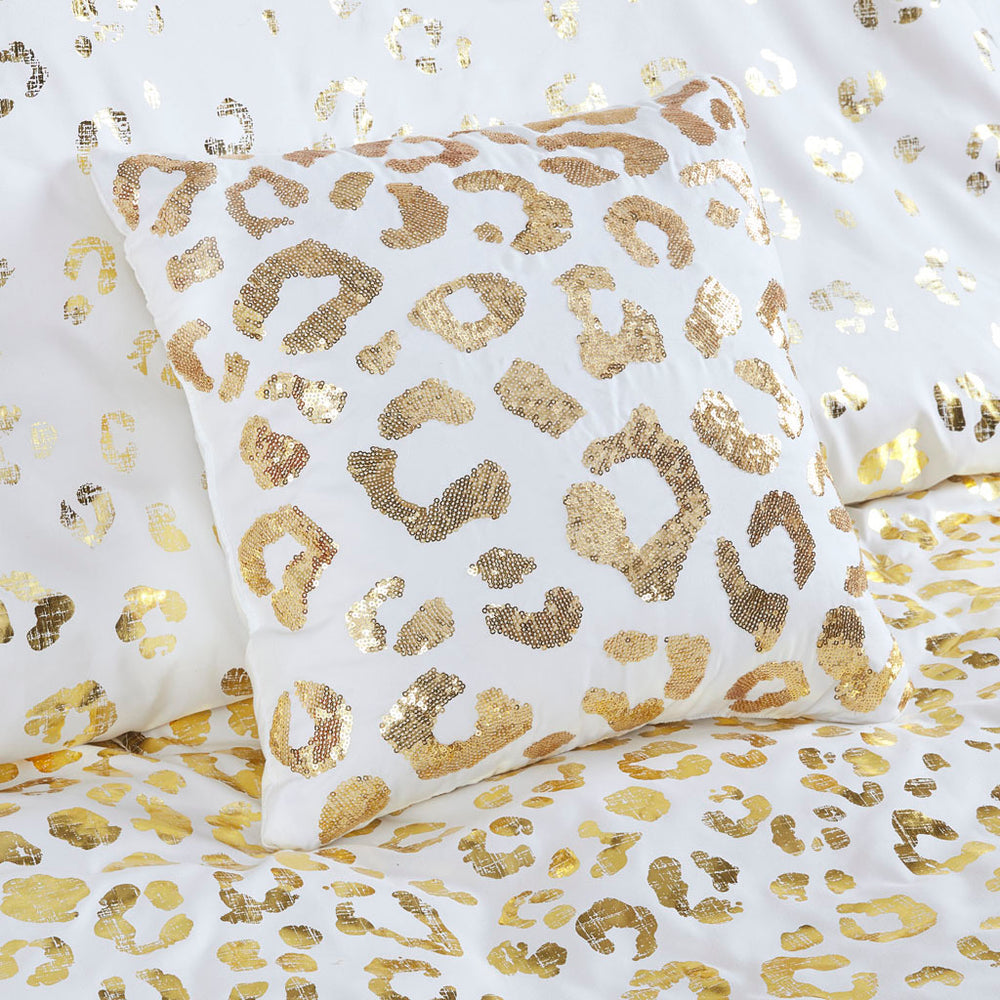 Shimmering Animal Print Comforter Set