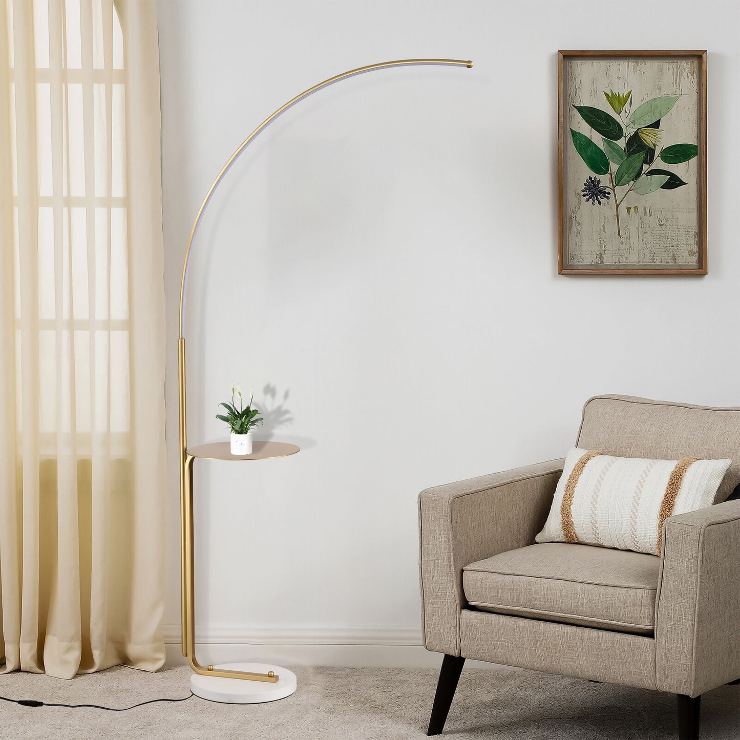 Chic Gold LED Floor Lamp - Perfect for Reading & Relaxing!