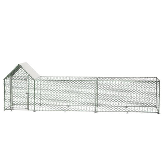 Cozy Coop Chicken Run with Cover