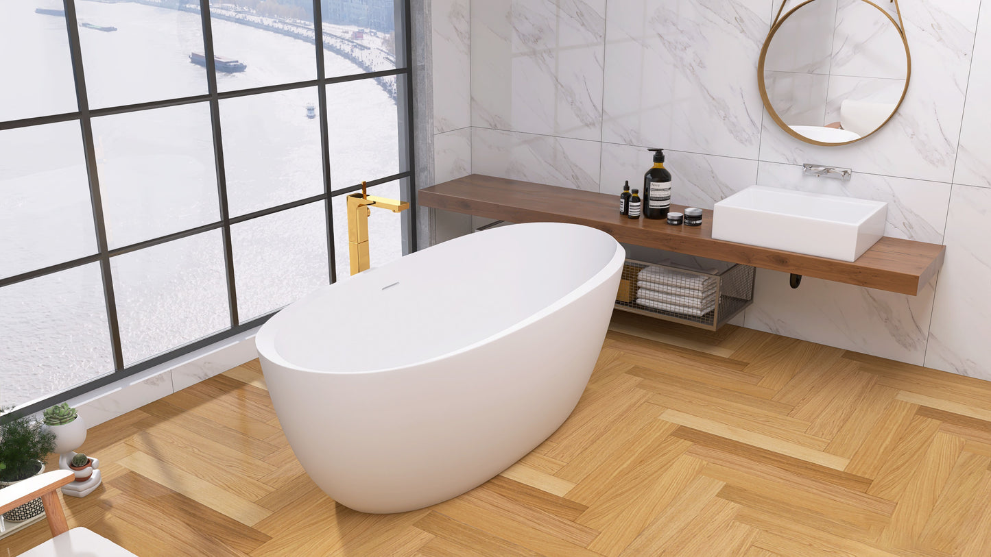 Sleek White Freestanding Soaking Tub with Easy Drain