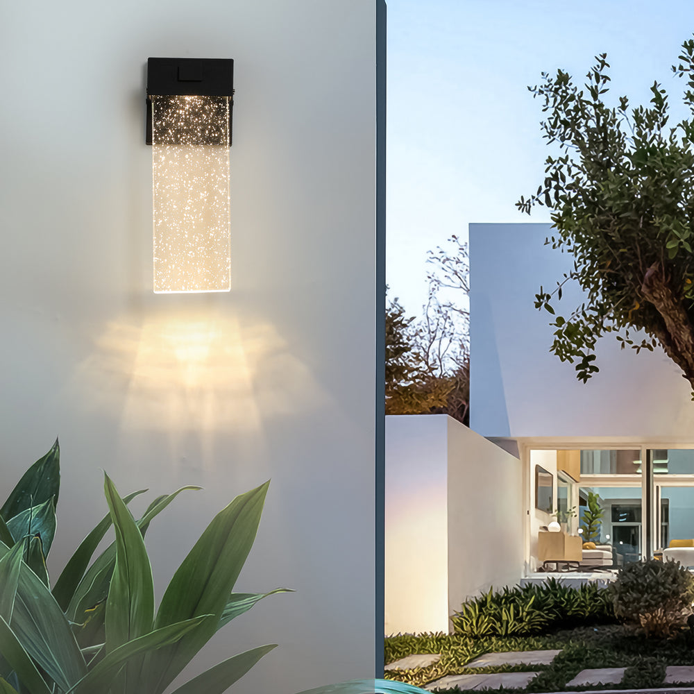 Crystal Clear Outdoor LED Wall Lights - Stylish & Versatile