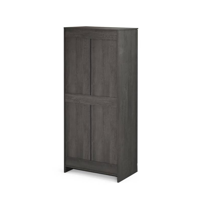 Delaney Chic Wardrobe