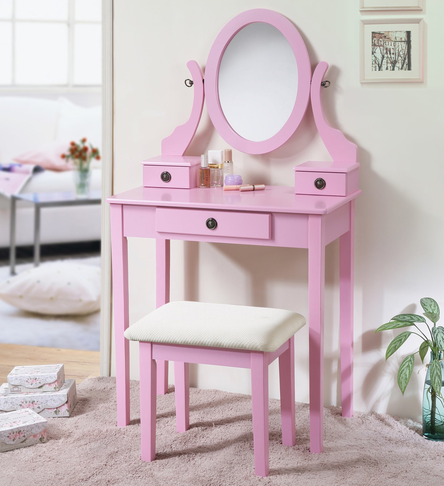 Pretty in Pink Vanity Set