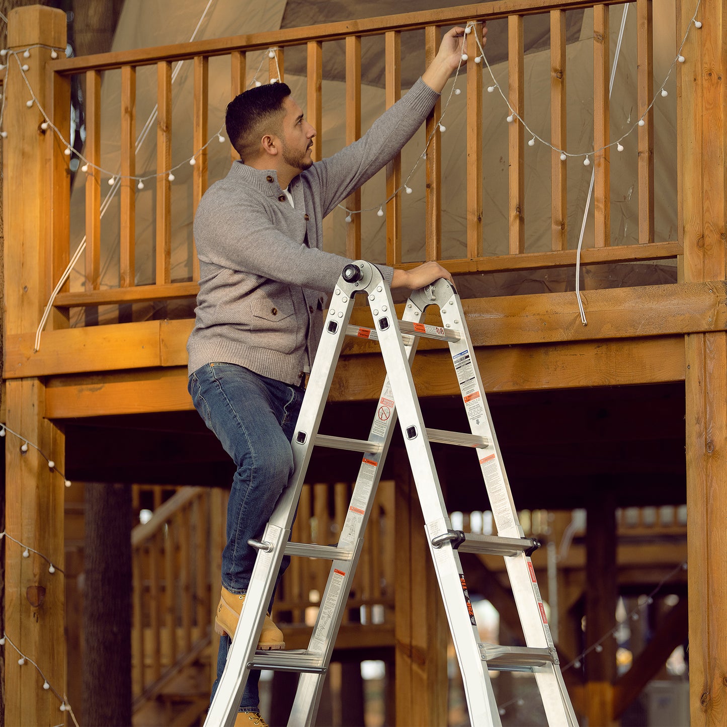 Versatile Aluminum Multi-Position Ladder