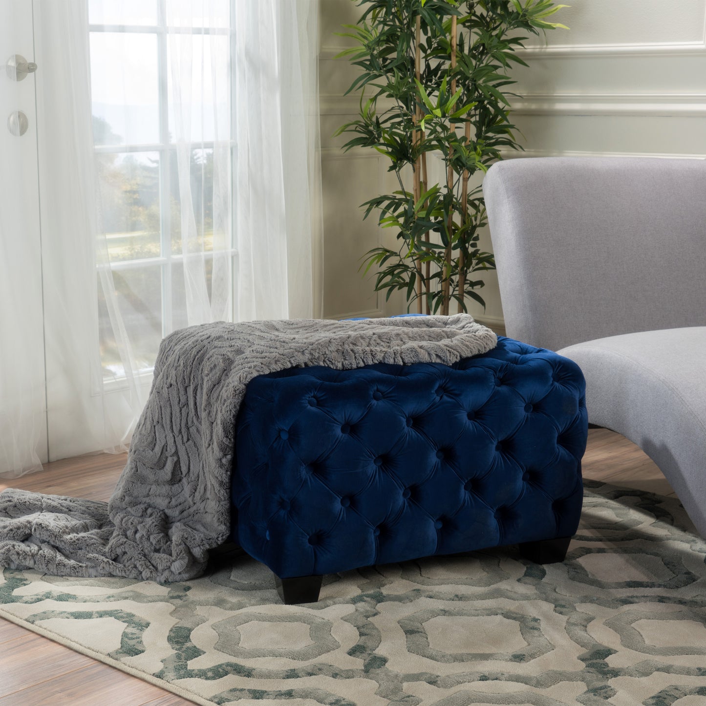 Cozy Lounge Ottoman