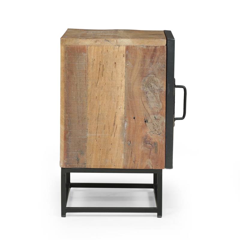 Dreamy Night Stand