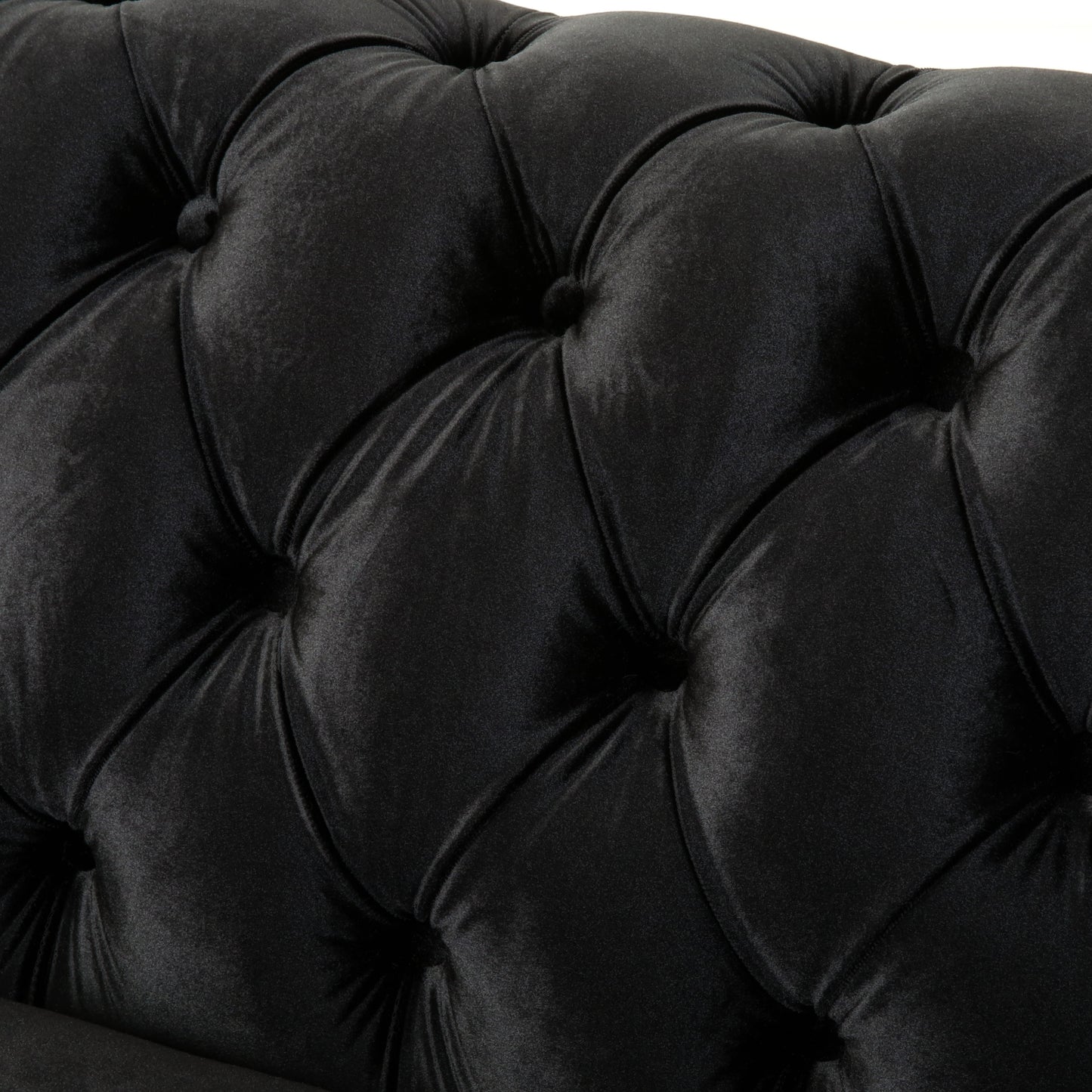 Chesterfield Velvet Loveseat – Elegant Comfort for Any Space