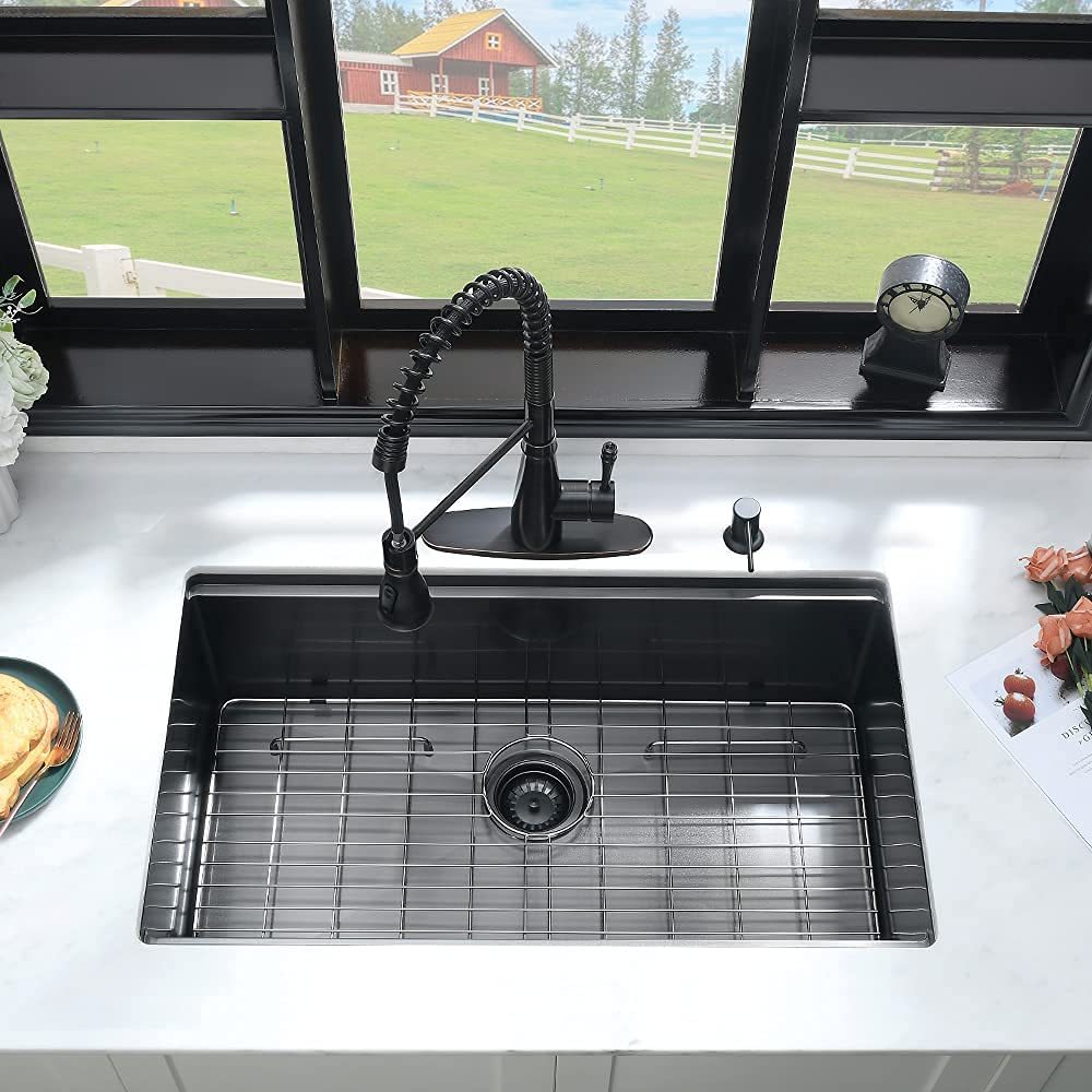 Sleek Undermount Kitchen Sink with Essential Accessories