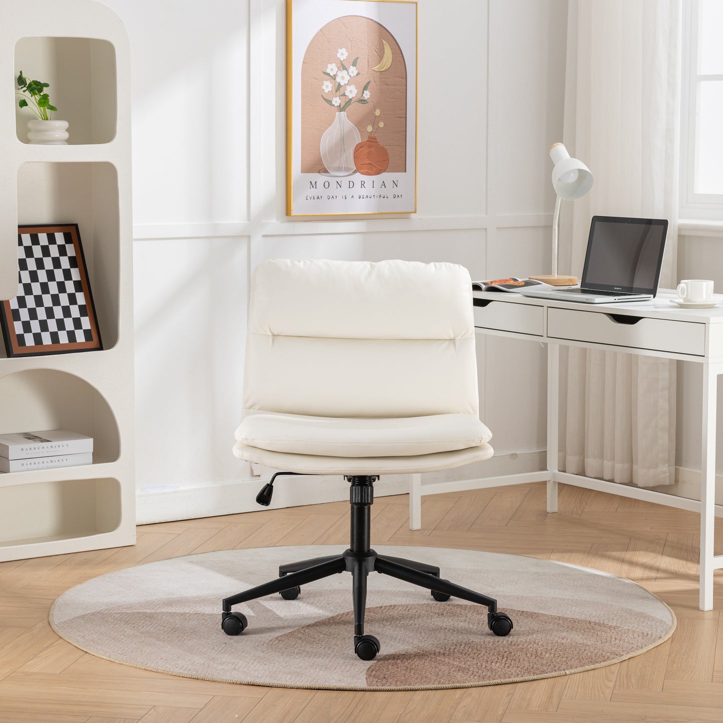 Bizerte Swivel Comfort Chair