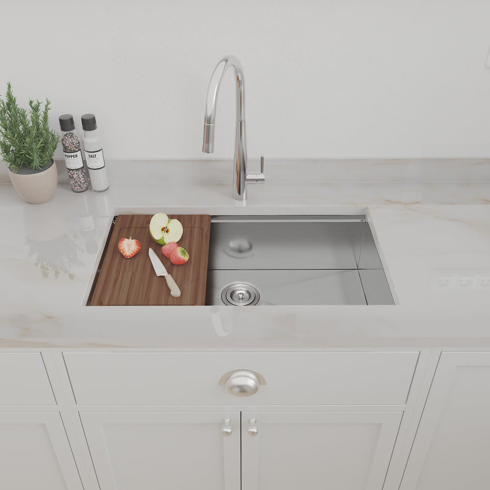 Sleek Stainless Steel Undermount Kitchen Sink