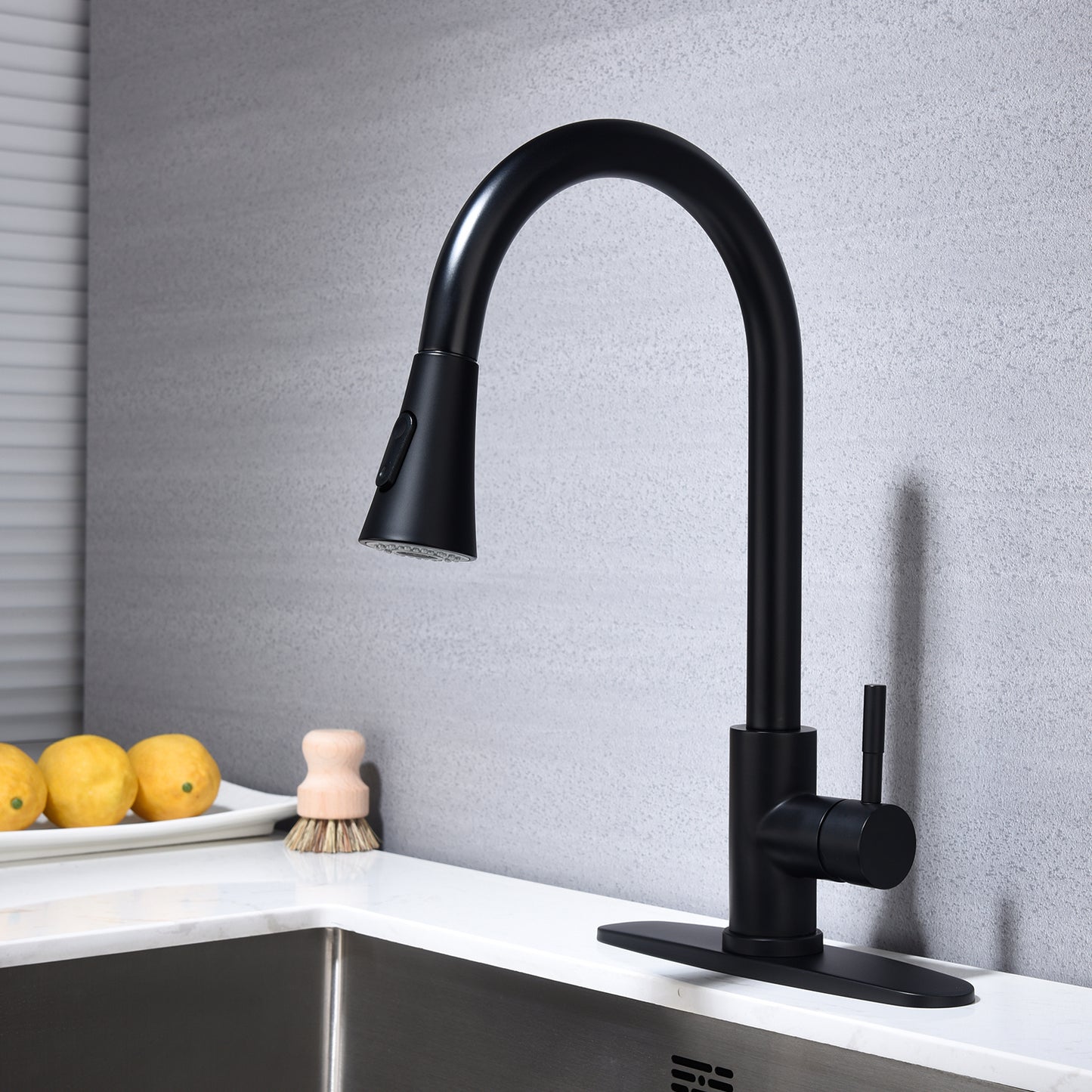 Pull-Out Kitchen Faucet