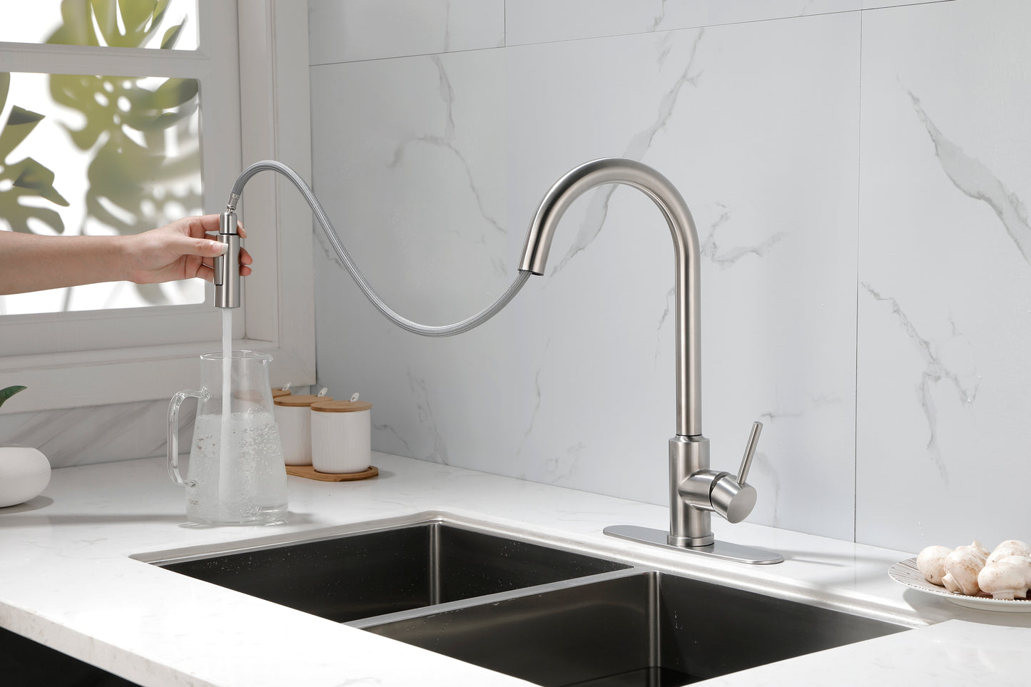 Easy Pull-Down Kitchen Faucet