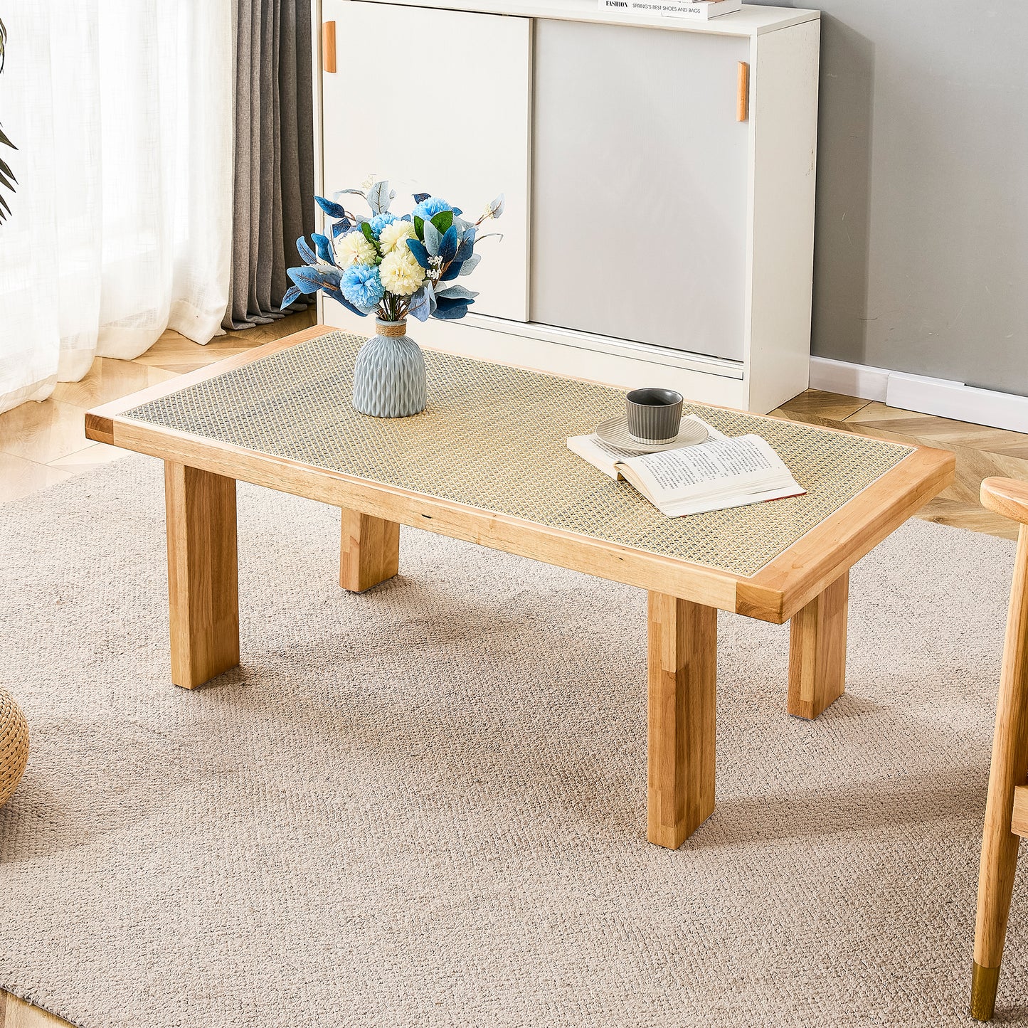 Chic Rattan Rectangle Table