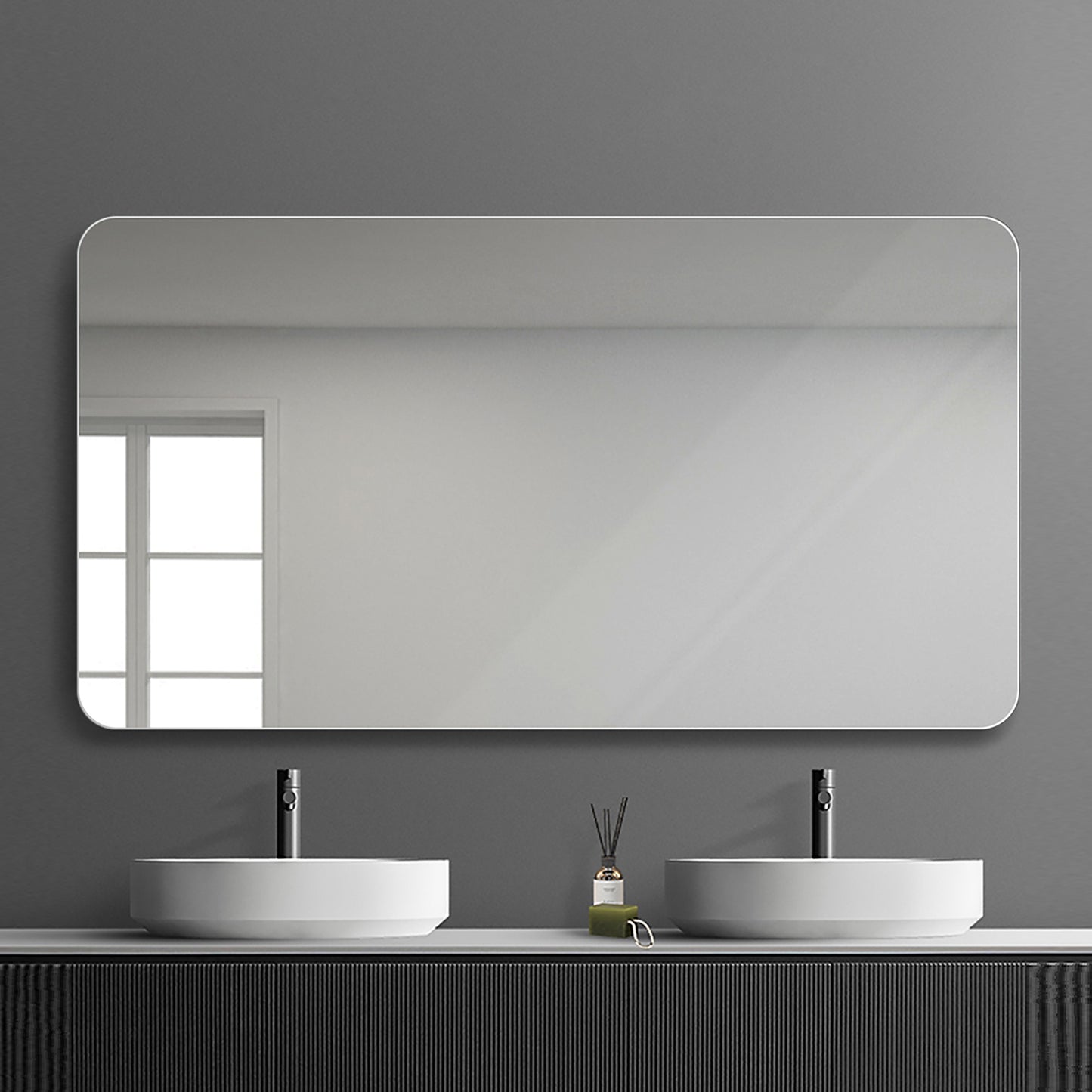 Fog-Free Bathroom Mirror