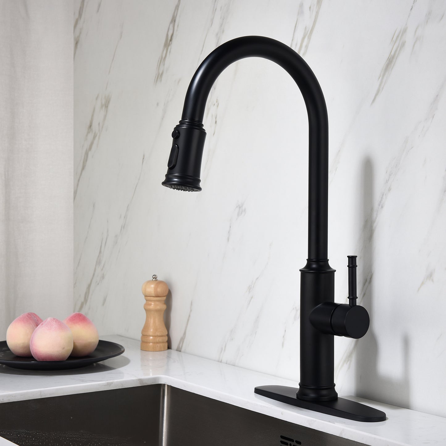 Pull-Out Kitchen Faucet